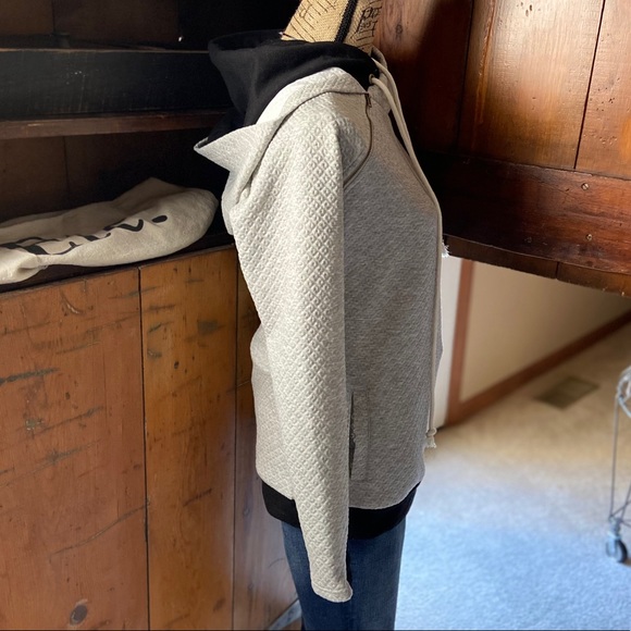 Vanilla bay gray/black long sleeved hoodie - Picture 4 of 6